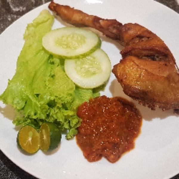 Soto, Bakso, Mie, Toge Goreng, Pecel Ayam, Roti Bakar, Indomie, Kopi ...