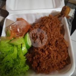 Ayam Serundeng Gurih Renyah Sambal Lalapan