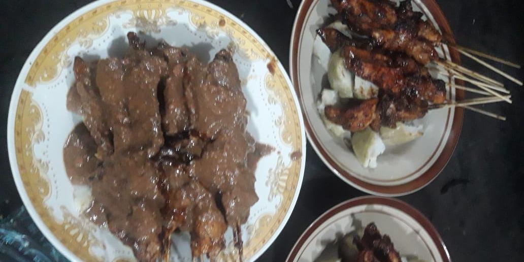 Warung Sate Ayam Asli Madura Cak Ipul, Karanganyar