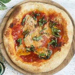 Vegan Pizza Margherita