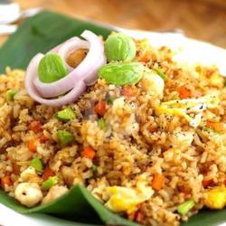 Nasi Goreng Telur Sosis Gratis Es Durian