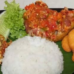 Paket Ayam Penyet