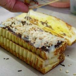 Roti Bandung Coklat Kacang