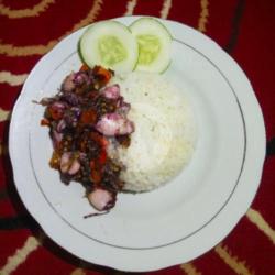 Nasi Sambel Baby Cumi Pedes