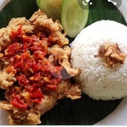 Ayam Geprek  Sosis Nasi