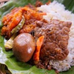 Nasi Gudeg Telur Ayam Suwir Ala Mb Upik