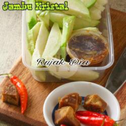Rujak Jambu Cristyal