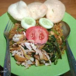 Kwetiau Goreng Kangkung Belacan