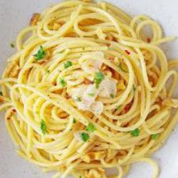 Spaghetti Aglio Olio (l)