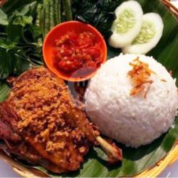 Nasi Bebek Kremes Sambal Terasi