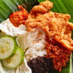 Nasi Kulit Bumbu Hitam