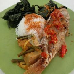 Nasi Ikan Merah Goreng