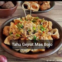 Cireng   Risol Gejrot