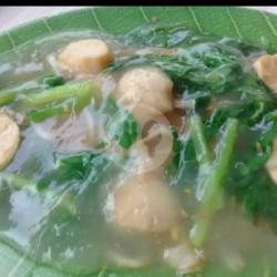 Kwetiaw Siram Baso Ikan