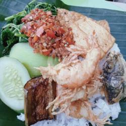 Nasi Tempong Udang Sambel Terasi Ndower