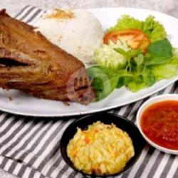 Nasi Bebek Sinjay   Sambel Mangga Muda