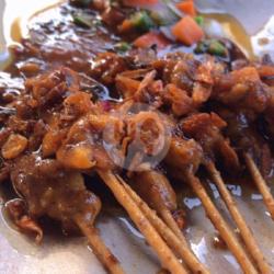 Sate   Kambing   Kuah Padang   Ketupat   8 Tusuk