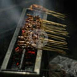 Sate Klopo Ayam Campur