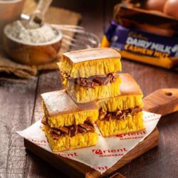 Martabak Cadbury Dairy Milk Cashew Nut