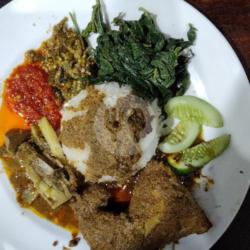 Nasi Dan Ayam Sayur