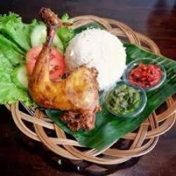 Ayam Pejantan Goreng   Nasi