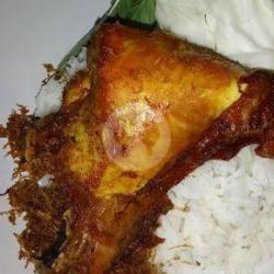 Nasi Dada Ayam Goreng   Sambel   Bumbu