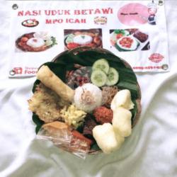 Paket Nasi Uduk Kumplit Semur Jengkol