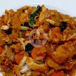 Kwetiaw Goreng Sosis