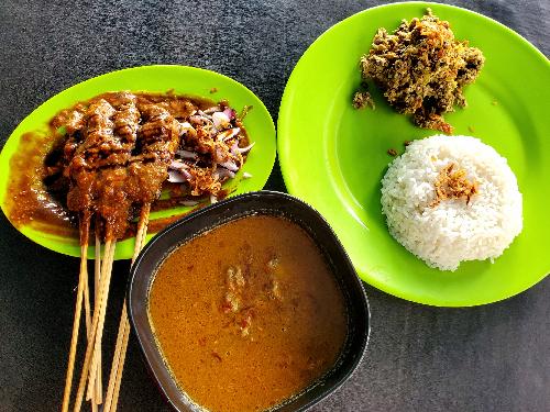 Warung Sate Kambing Buk Dayu, Klungkung Banjrangkan