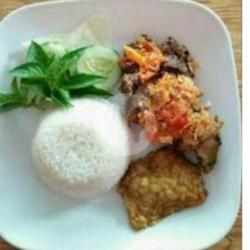 Nasi Ampela Ati Tahu Tempe Terong