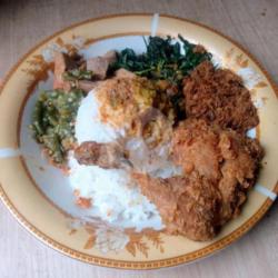 Nasi Rendang  Ayam Goreng