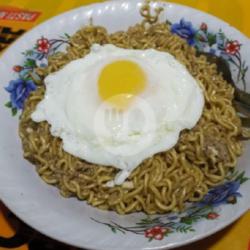 Indomie Aceh Telor Sambal Lalap