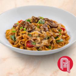 Black Pepper Chicken Fettuccine