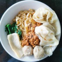 Bakmi Ayam Lebar Pangsit Bakso Super