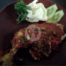 Ayam Bakar Penyet