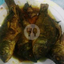 Ikan Mas Bumbu Kuning