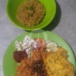 Nasi Goreng Teri Indomie Telur Dadar  Teh Manis Pnas/dingin Es