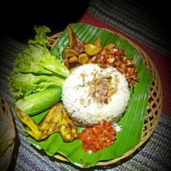 Nasi Liwet Jengkol Balado Pedass