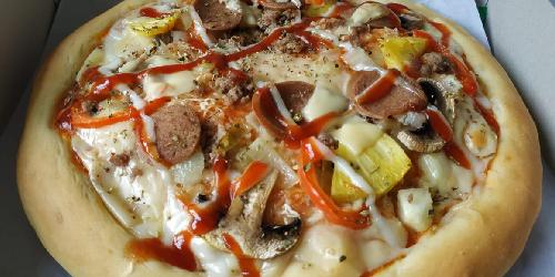 Pizza Hot Homemade, Perum Kedungwringin Permai