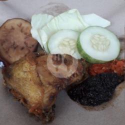 Ayam Bumbu Hitam