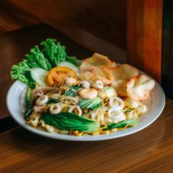 Kwetiau Goreng/ Kuah Seafood