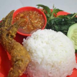 Nasi Kepala Ayam Serundeng