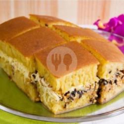 Martabak Bangka Kacang Coklat