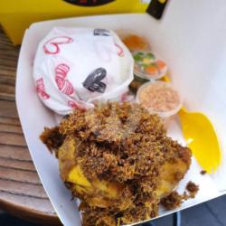 Ricebox Dada Ayam Goreng 1/4 Ekor