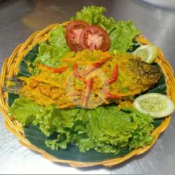 Ikan Mas Acar Kuning