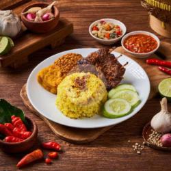 Paket Nasi Kuning Empal