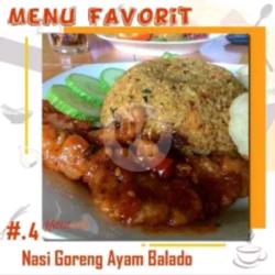 Nasi Goreng Ayam Balado