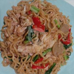 Mie Goyang Lidah