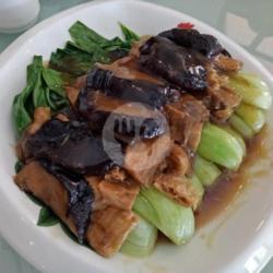 Pok Coy Dougen (braised Dou Gen Mushroom With Pok Choy)