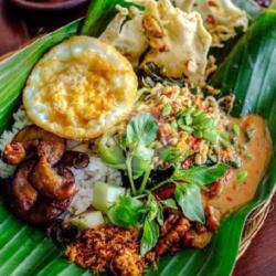 Nasi Pecel Istimewa